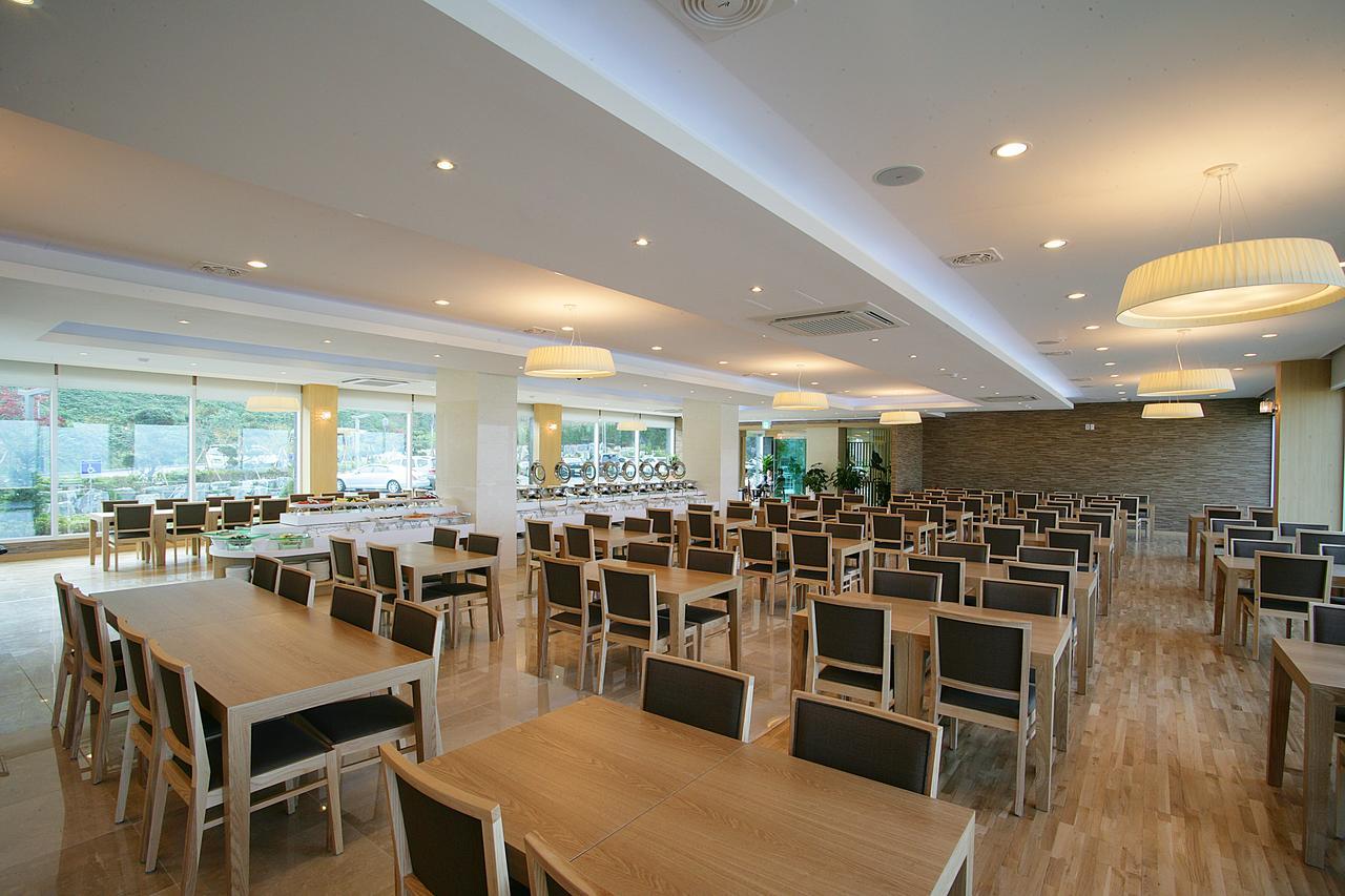 Y Ocean Hotel Йосу Экстерьер фото