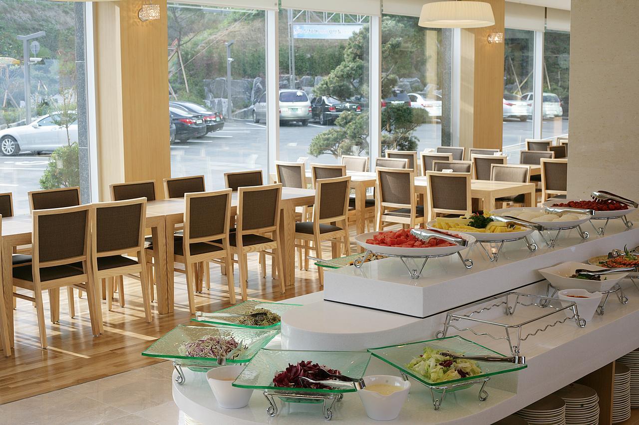 Y Ocean Hotel Йосу Экстерьер фото