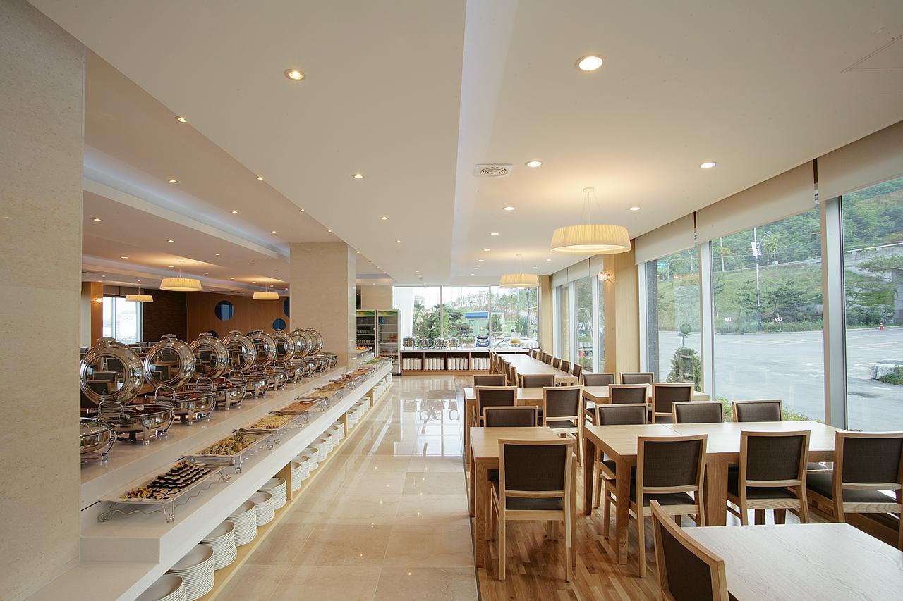 Y Ocean Hotel Йосу Экстерьер фото
