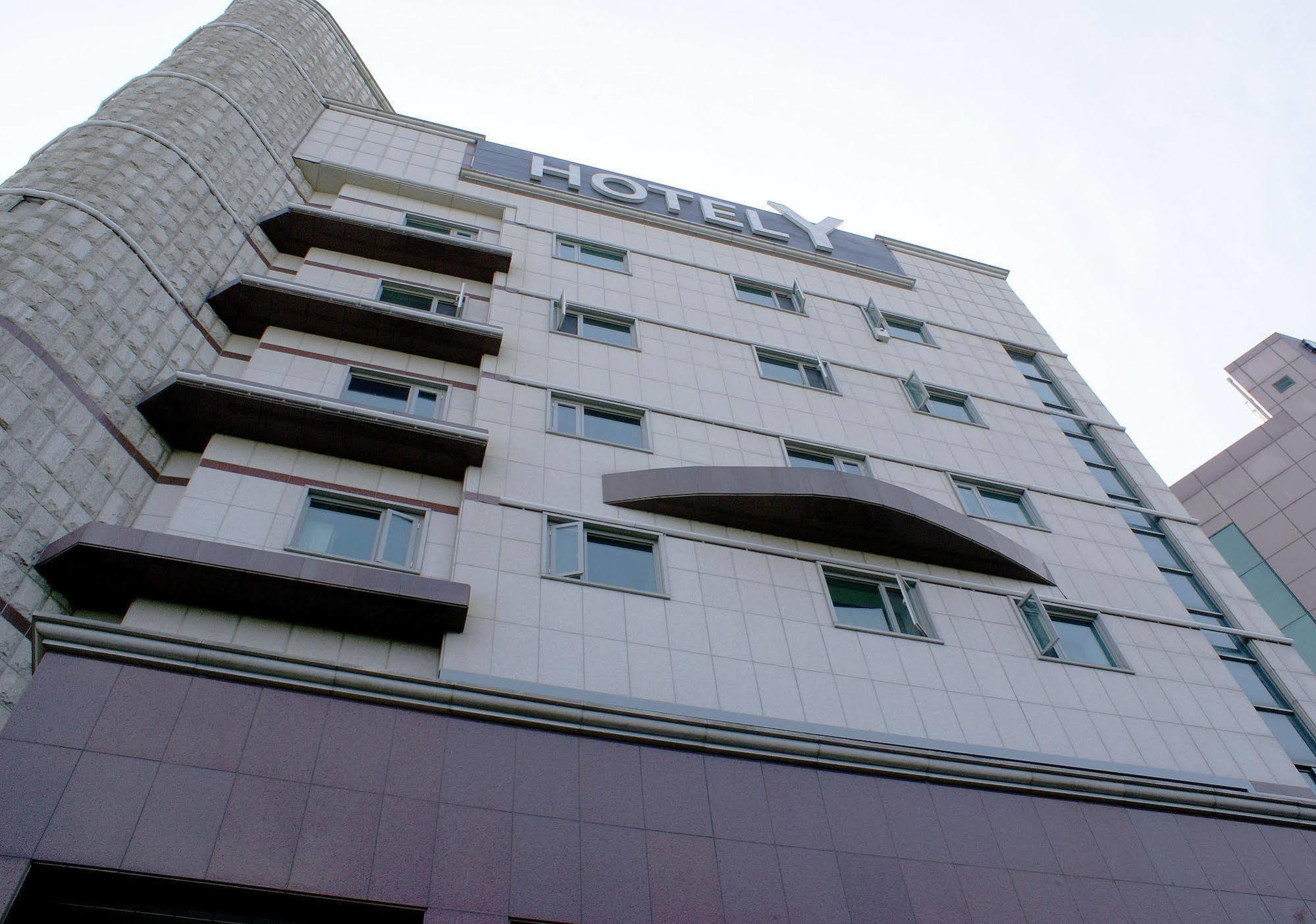 Y Ocean Hotel Йосу Экстерьер фото