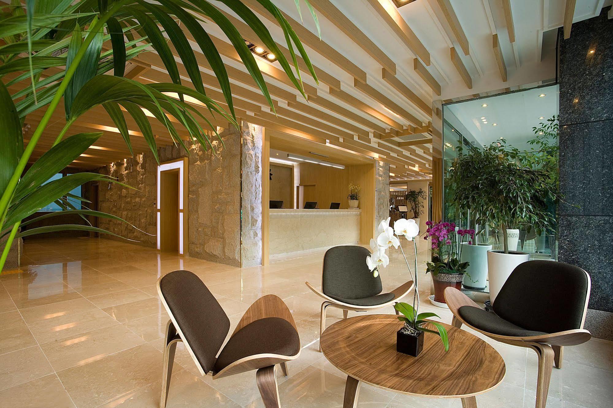 Y Ocean Hotel Йосу Экстерьер фото