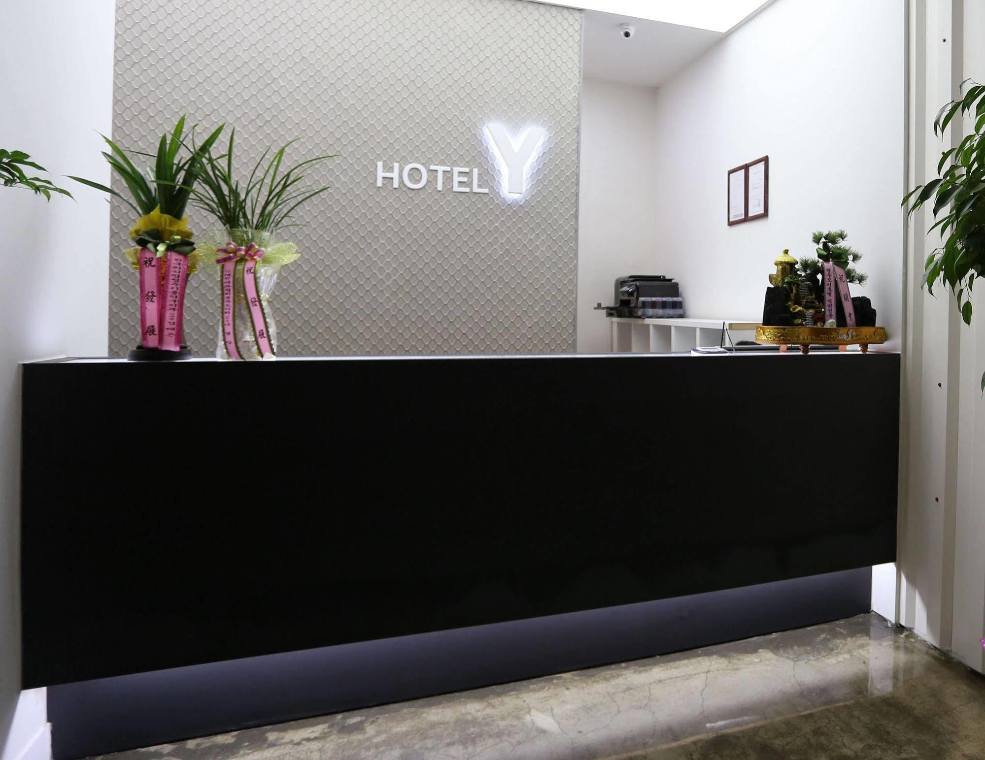 Y Ocean Hotel Йосу Экстерьер фото